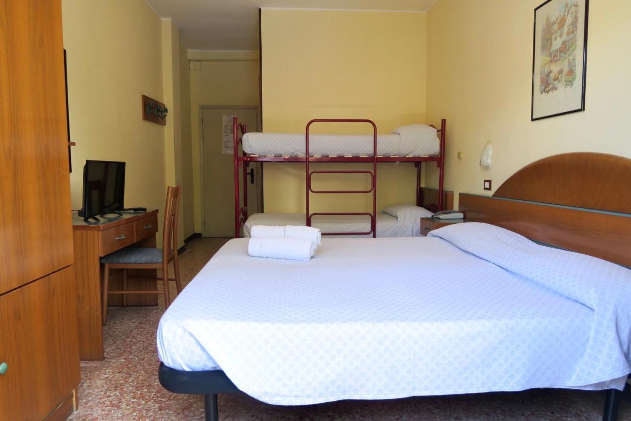 Hotel Lorenz Caorle Exterior foto